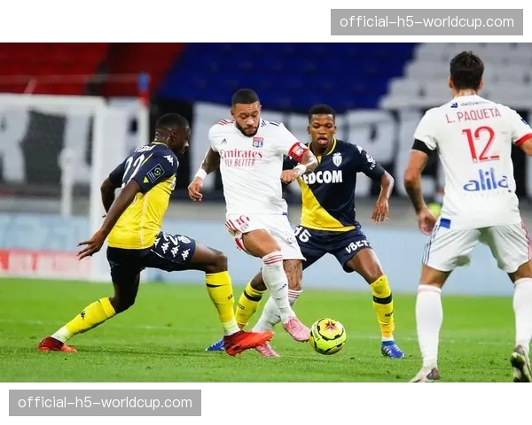 分析：马赛赛季中期换帅效果初显，防守稳定性提升