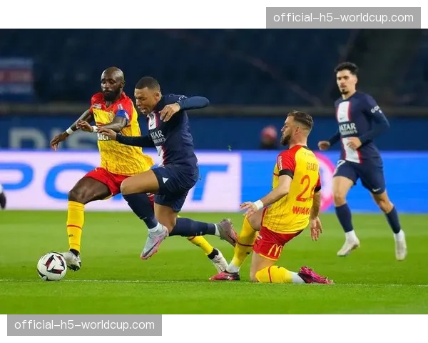 为应对极端天气，法甲发布新赛季比赛延期指导细则