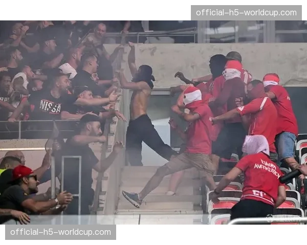 英国政府宣布加强足球流氓禁令，涵盖所有欧洲客场赛事