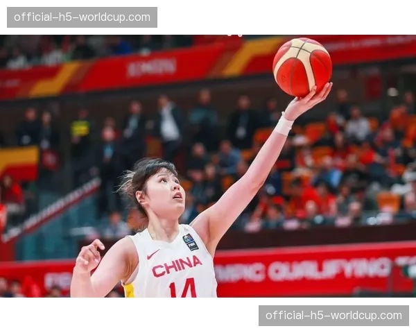 WNBA“女孩篮球力量”训练营在全美十二座城市同步举行