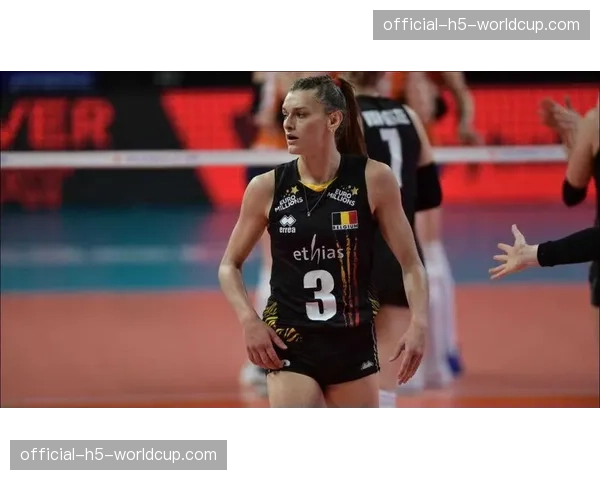 比利时女排核心赫尔博茨因手腕手术，确认将休战四至六个月